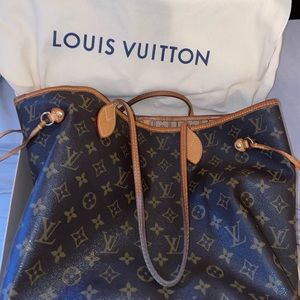 Louis Vuitton Tote